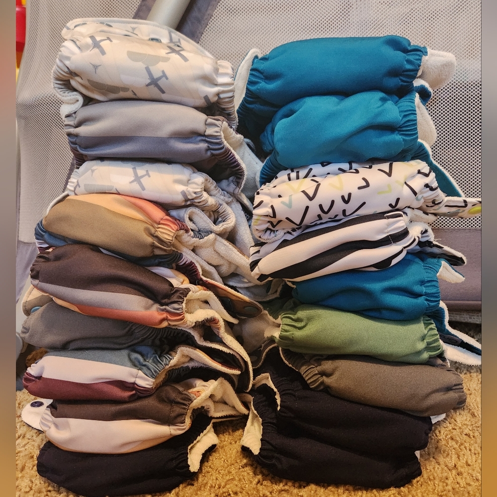 Lot of 18 Grovia newborn cloth diapers